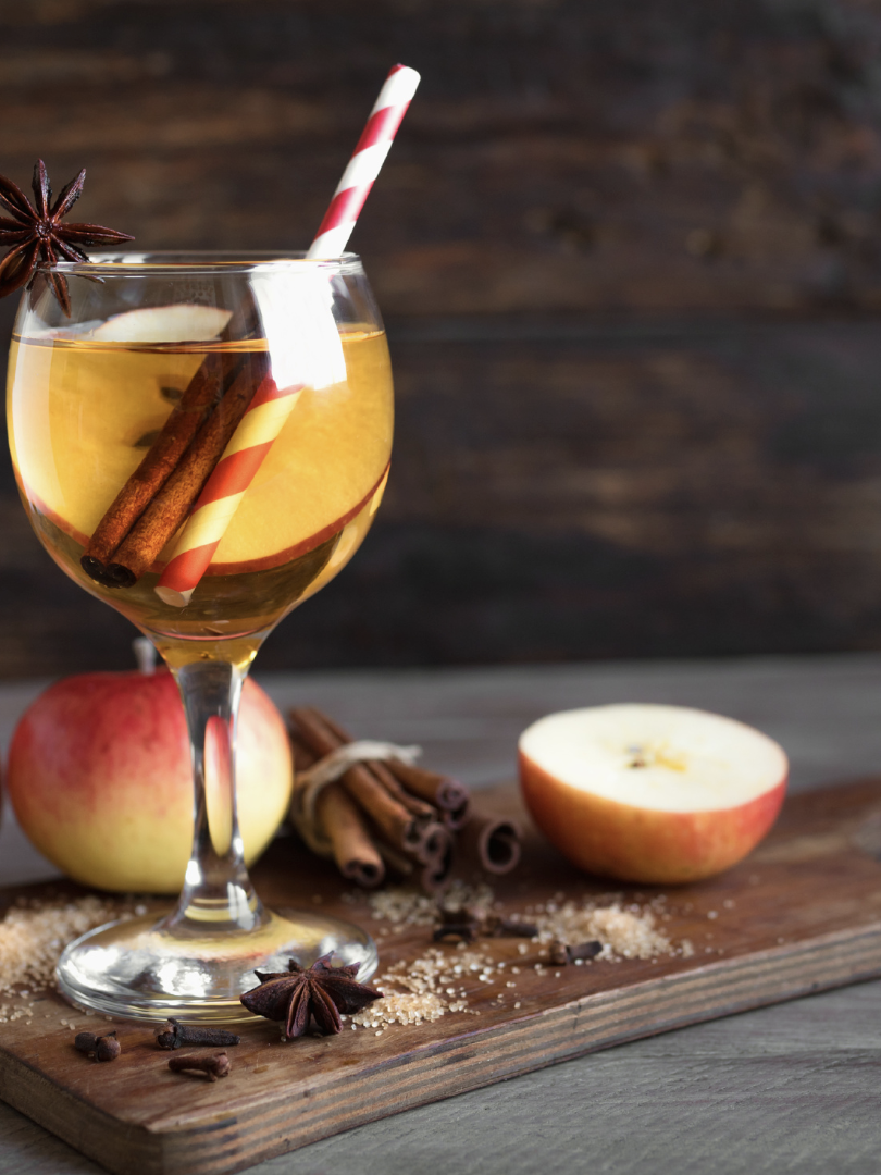 Caramel Infused Apple Pie Sangria